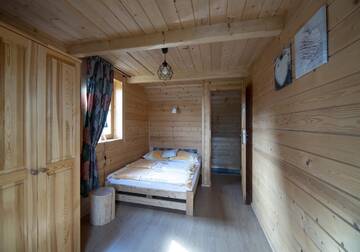 Фото номера Two-Bedroom Deluxe Chalet Kluszkowce Лоджи Domki letniskowe całoroczne г. Mizerna 8