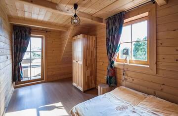 Фото номера Two-Bedroom Deluxe Chalet Kluszkowce Лоджи Domki letniskowe całoroczne г. Mizerna 10